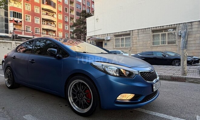 Kia Cerato-5