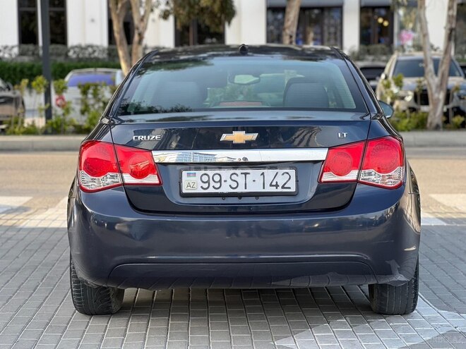 Chevrolet Cruze-4