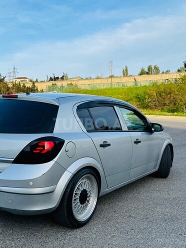 Opel Astra-7