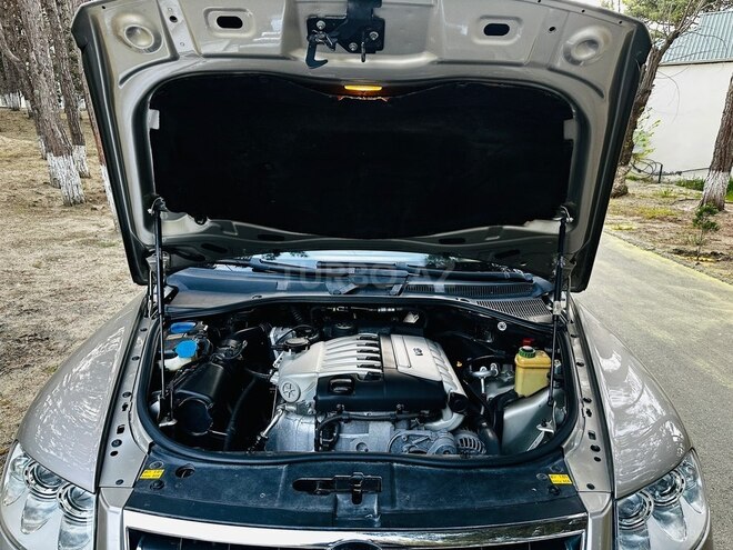 Volkswagen Touareg-15