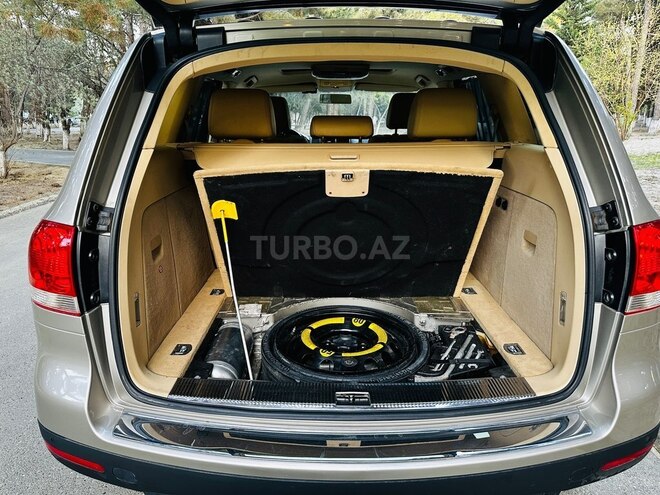 Volkswagen Touareg-14