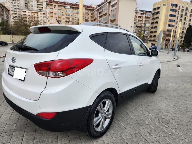 Hyundai ix35-6