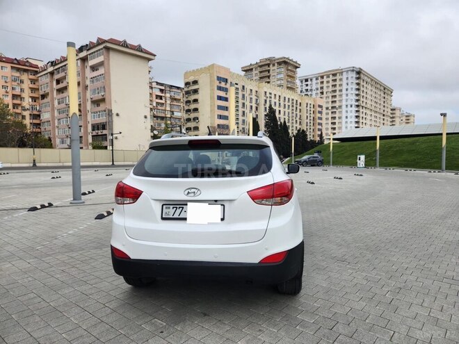 Hyundai ix35-5