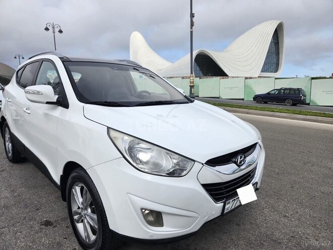 Hyundai ix35-11