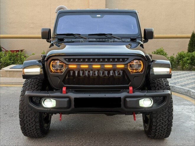 Jeep Wrangler-3