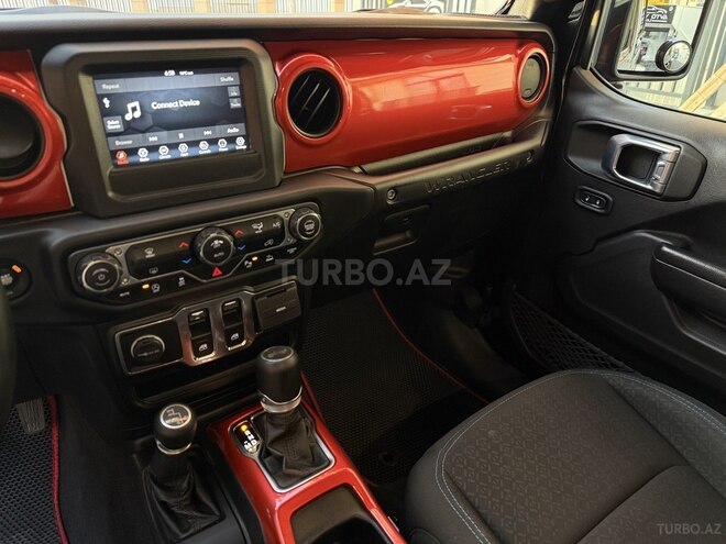 Jeep Wrangler-16
