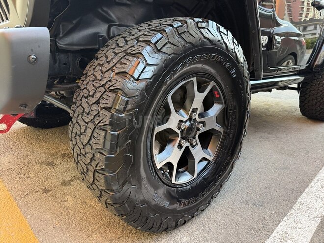 Jeep Wrangler-19