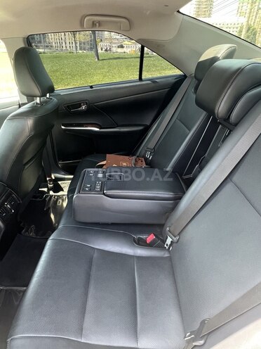 Toyota Camry-4