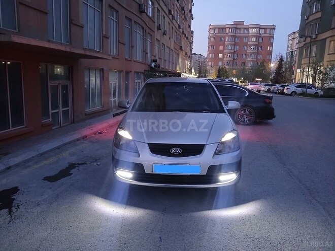 Kia Rio-11