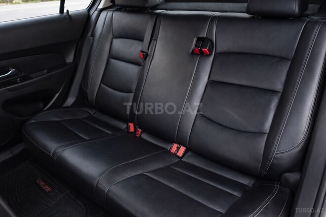 Chevrolet Cruze-5