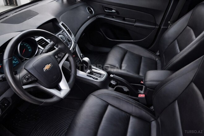 Chevrolet Cruze-4