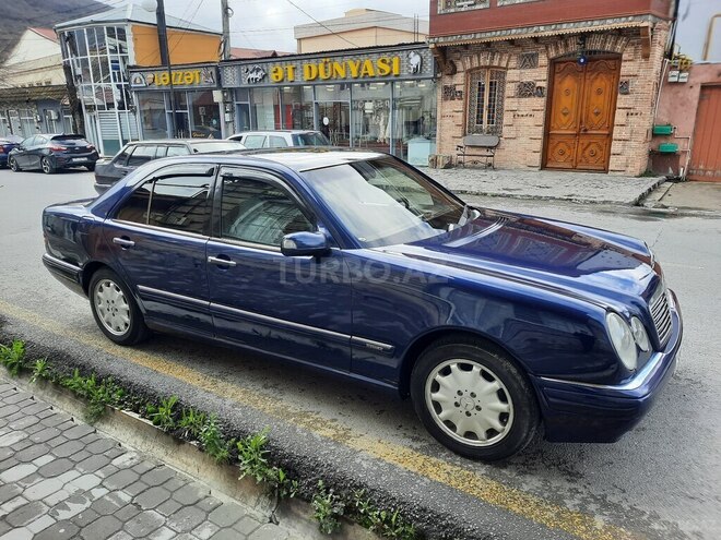 Mercedes E 200 1995, 380,000 km - 2.0 л - Şəki