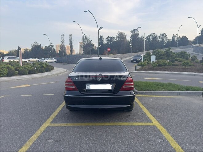 Mercedes C 240-2