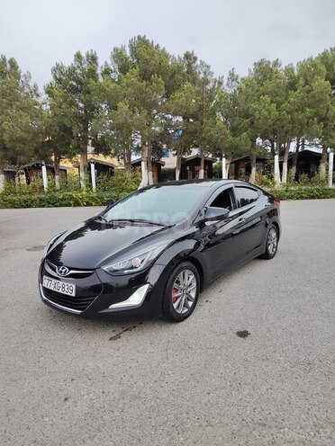 Hyundai Elantra-3