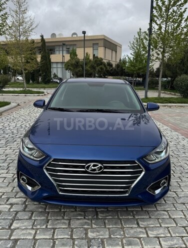 Hyundai Accent-4