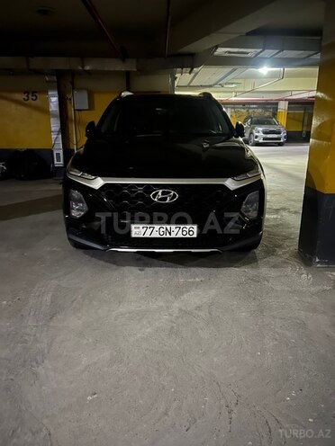 Hyundai Santa Fe-5