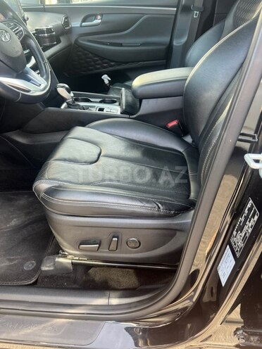 Hyundai Santa Fe-16