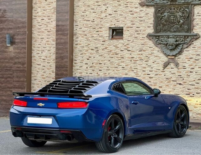 Chevrolet Camaro-8