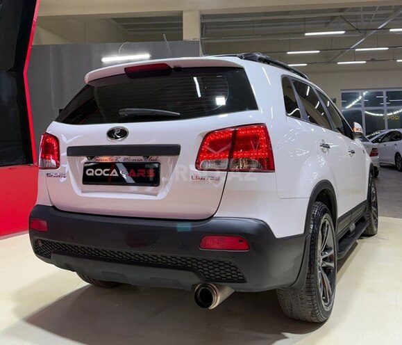 Kia Sorento-11