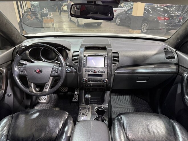 Kia Sorento-19