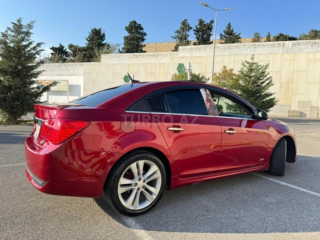Chevrolet Cruze-5