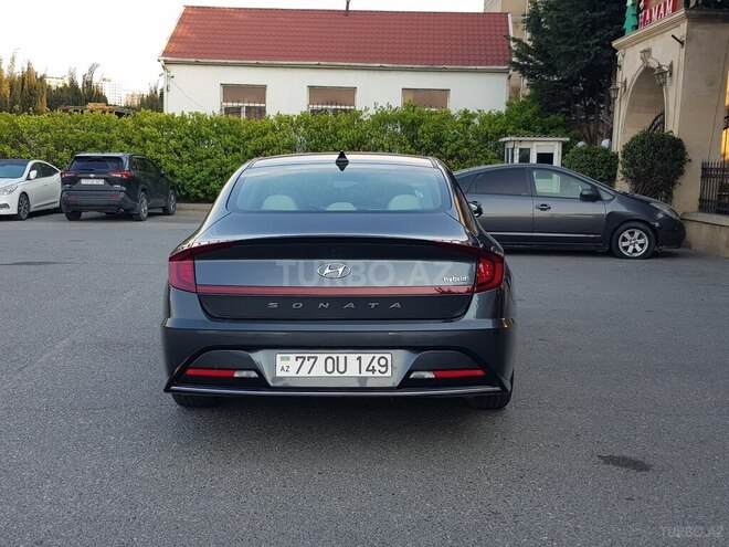 Hyundai Sonata-7