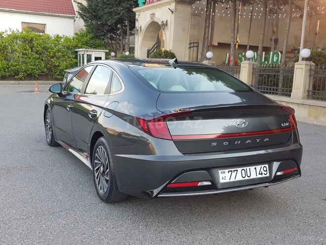 Hyundai Sonata-8