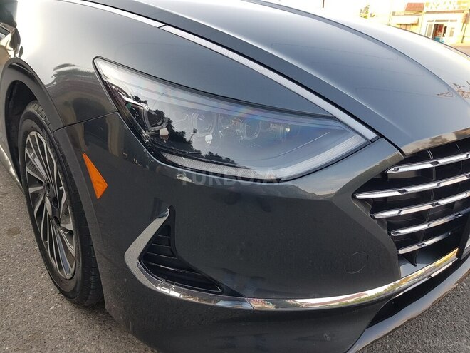 Hyundai Sonata-9