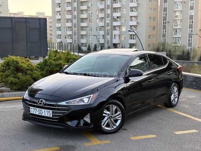 Hyundai Elantra-3