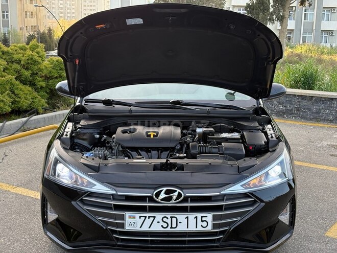 Hyundai Elantra-20