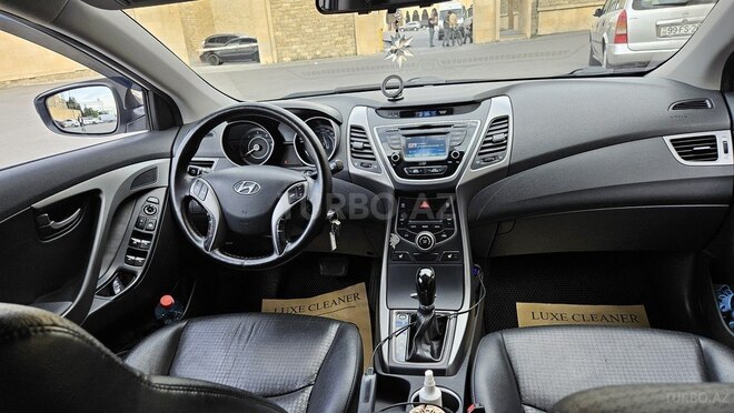 Hyundai Avante 2014, 203,000 km - 1.6 l - Bakı