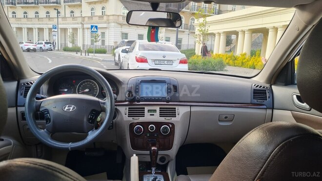 Hyundai Sonata-9