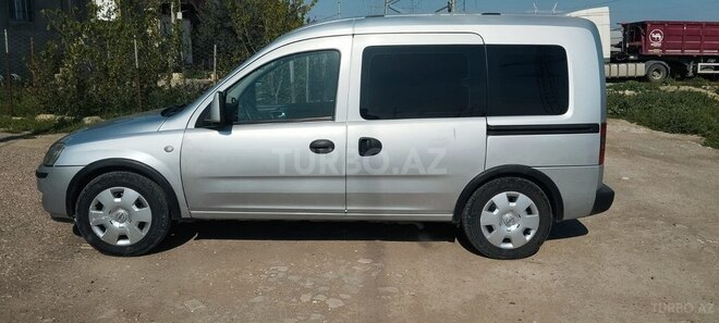 Opel Combo-2