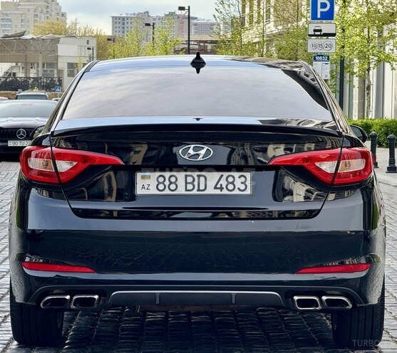 Hyundai Sonata-13