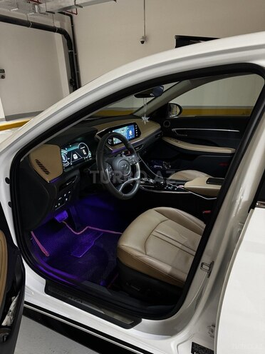 Hyundai Sonata-5