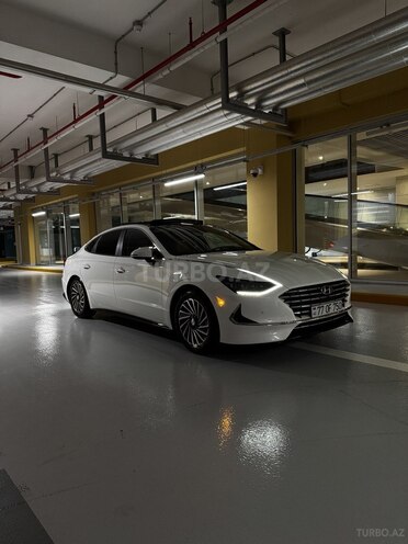 Hyundai Sonata-3