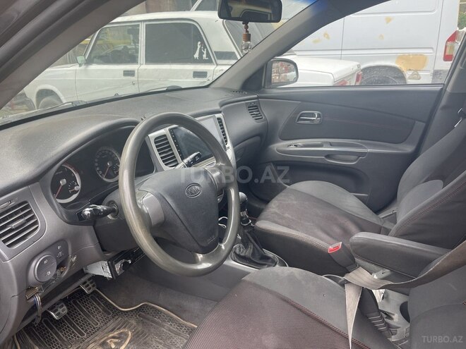 Kia Rio-3