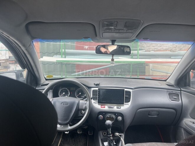 Kia Rio-4