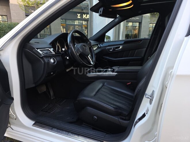 Mercedes E 220-5