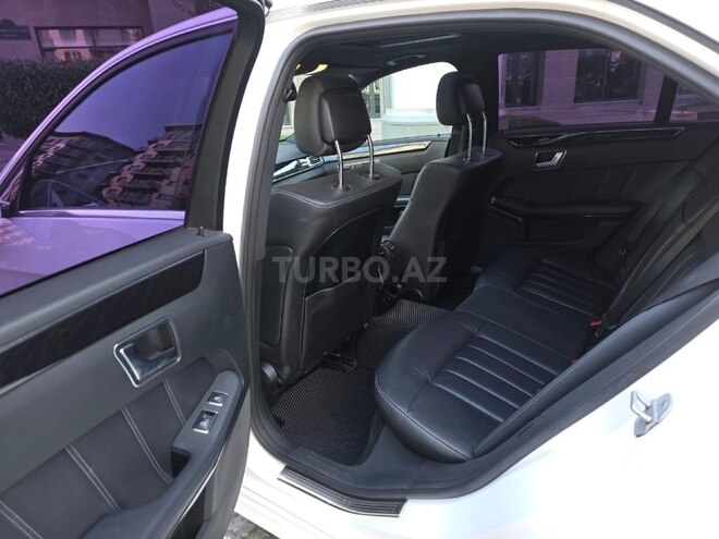 Mercedes E 220-9