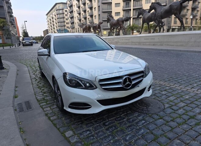 Mercedes E 220-4