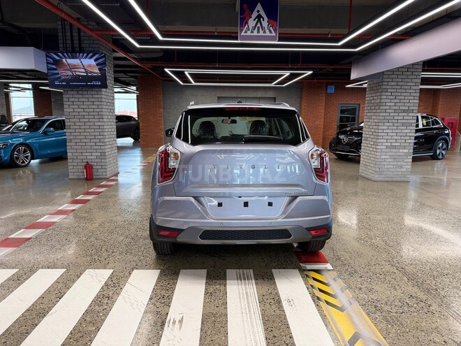 KG Mobility Tivoli-15