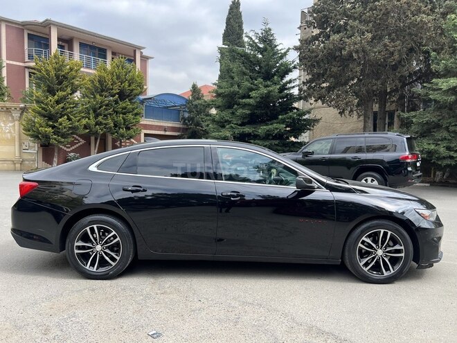 Chevrolet Malibu-6