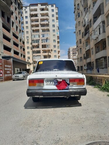 LADA (VAZ) 2107-5
