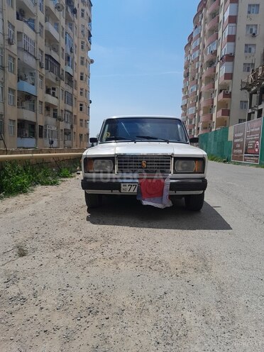 LADA (VAZ) 2107-1