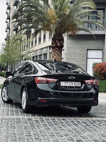 Chevrolet Malibu-14