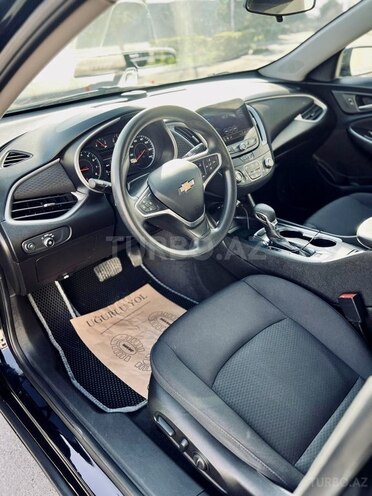 Chevrolet Malibu-5