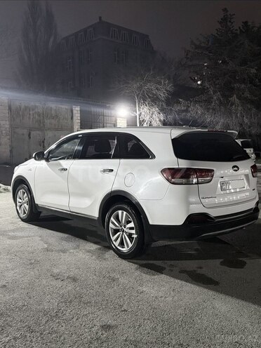 Kia Sorento-3