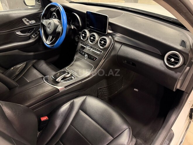 Mercedes C 300-9