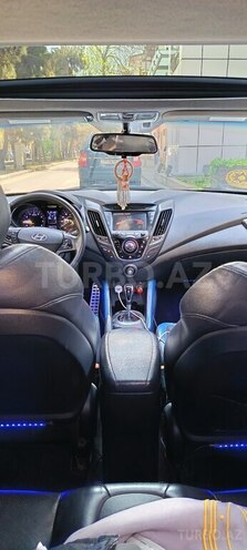 Hyundai Veloster-9